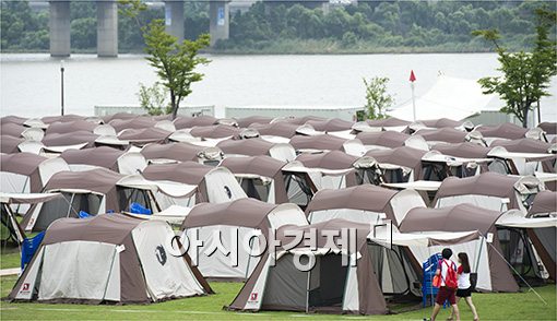 [포토]한강에서 즐기는 여름휴가