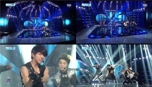 '인가' 인피니트, '군무돌'의 귀환…카리스마 칼군무 눈길