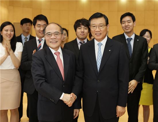 박삼구 회장, 베트남 국회의장과 재회…민간경협 협의
