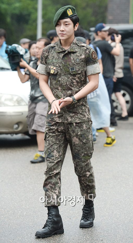 [포토]'초신성' 윤학, 걸어오는 모습도 '일품'