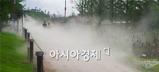 순천정원박람회장 본격적인 더위사냥 나선다