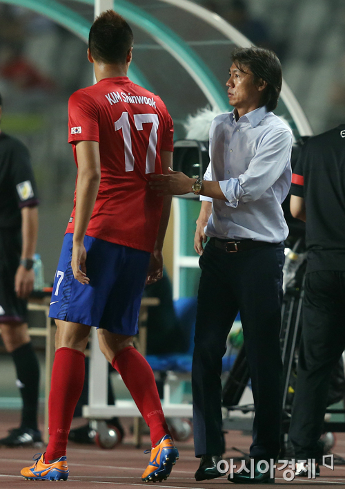 '홍심(心)' 잡은 김신욱, 위협적 무기로 거듭날까 