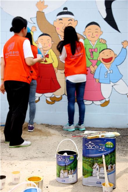 KCC, 사회공헌 활동 '확' 늘린다