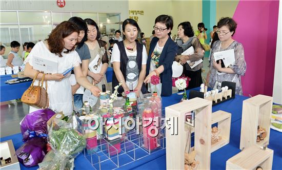 [포토]광주 남구 빛고을공예창작촌, 공예명장 작품 전시회 개최 