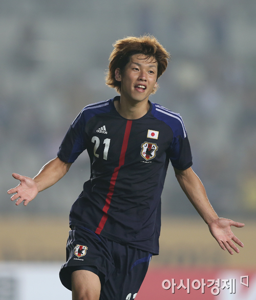 [포토] 일본 오사코 유야 추가골 기쁨