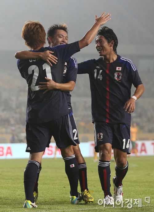 [포토] 오사코 유야 추가골에 기뻐하는 일본 선수들
