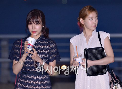 [포토]티파니-태연 'LA 다저스 스타디움 가요'