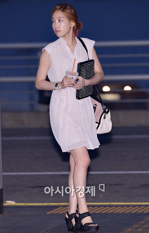 [포토]태연, 단아한 '화이트 공항패션'