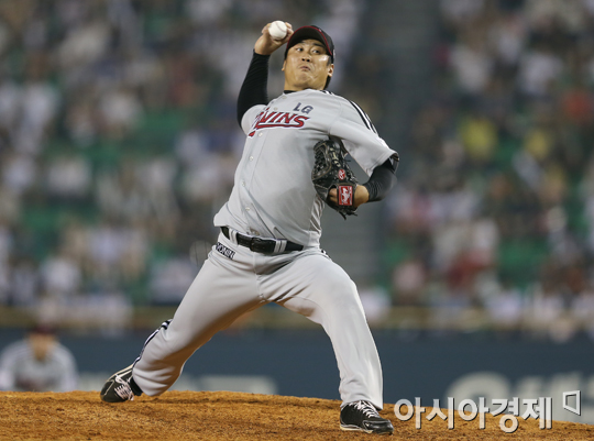 [포토] 역투하는 정현욱