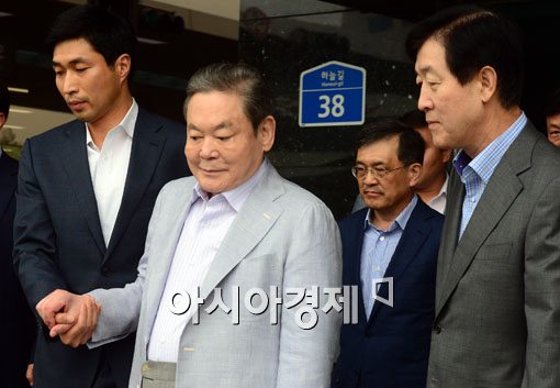 [포토]51조 투자 결정, 이건희 삼성전자회장 입국 