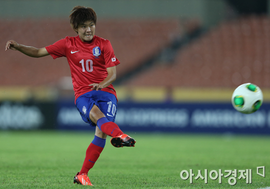 지소연 환상 프리킥, 한국 1-0 일본(전반 종료) 