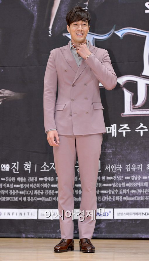 [포토]소지섭, 제 패션 어때요?