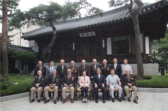 강남구, 벨기에 한국전참전협회장단 환영식 가져 