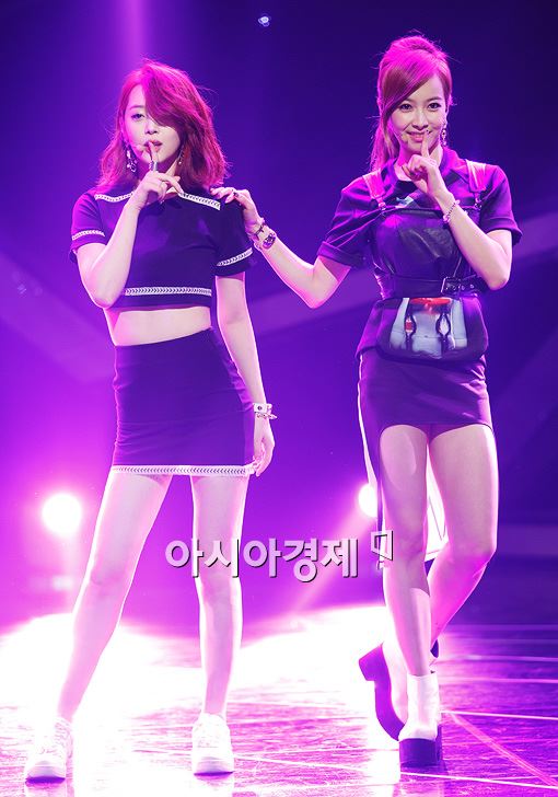 [포토]설리-빅토리아, 그녀들의 비밀 '쉿'