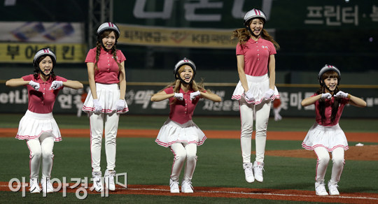 [포토] 크레용팝 클리닝타임 5기통 댄스~