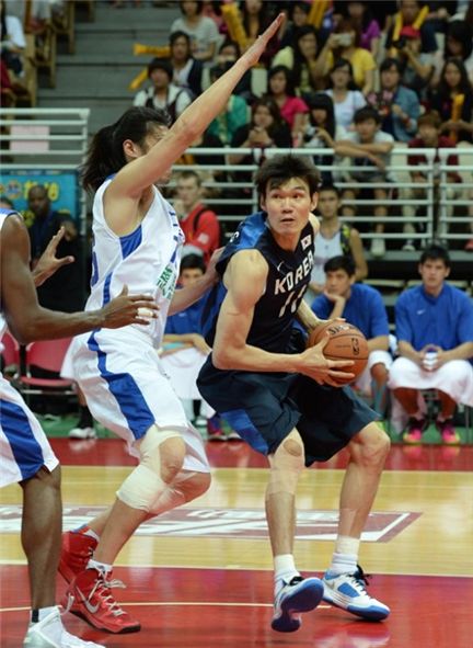 한국 男농구, 중국에 63-59 역전승 '대이변'
