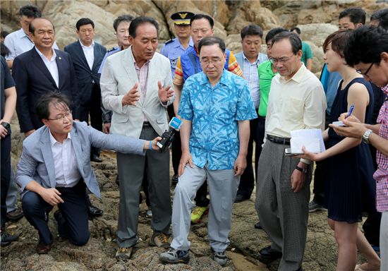 정홍원 국무총리, 청정해역 되찾은 태안 방문