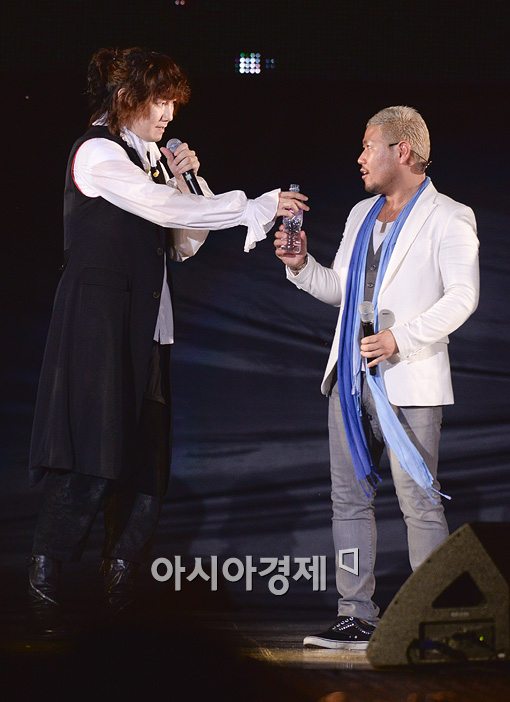 [포토]김장훈 '수고했어'