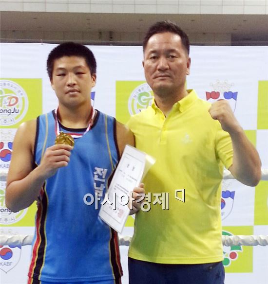 화순천사체육관 김종진, 전국복싱대회 금메달 획득