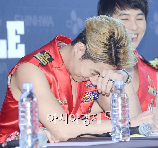 [포토]전진 '너무 웃겨'