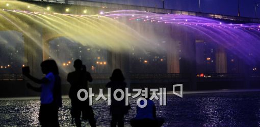 [포토]열대야 속 아름다운 광경