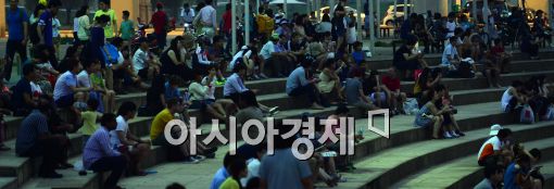 [포토]한강시민공원 찾은 시민들