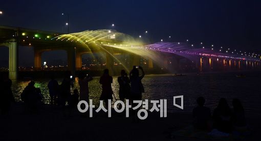 [포토]한폭의 그름, '열대야 떠나라~'