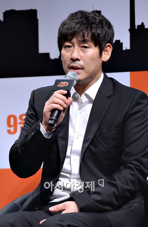 '스파이' 설경구 "정우성-다니엘 헤니와 연기? 숨막힌다"