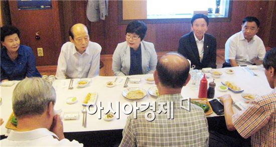 [포토]광주시 폭염대비 노인 간담회 개최
