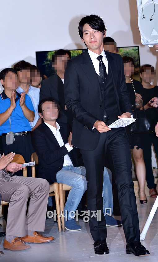 [포토]현빈, 슈트가 잘 어울리는 남자!