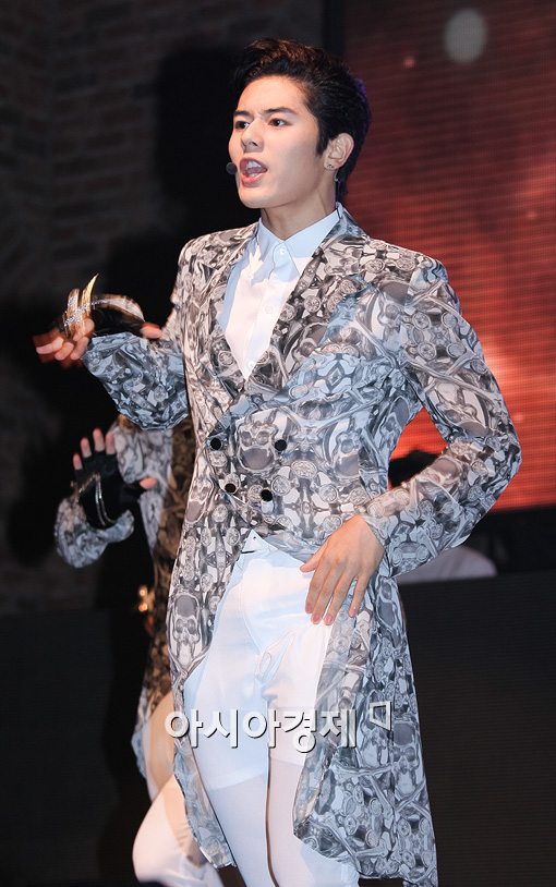 [포토]김동준, 남성미 '폴폴'