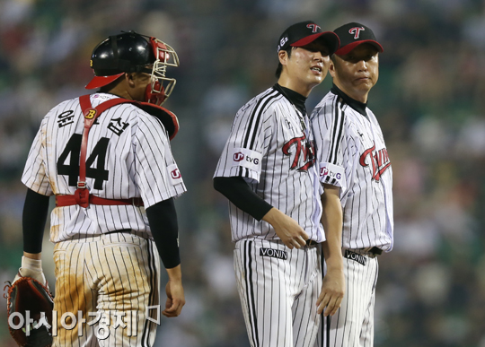 [포토] 강판당하는 우규민 '10승 가능할까'