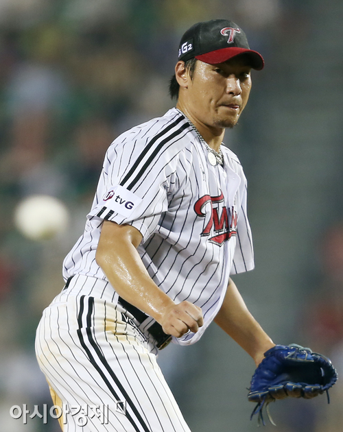 [포토] 이동현 '희고 둥그런 너는 어디로 가려는지'