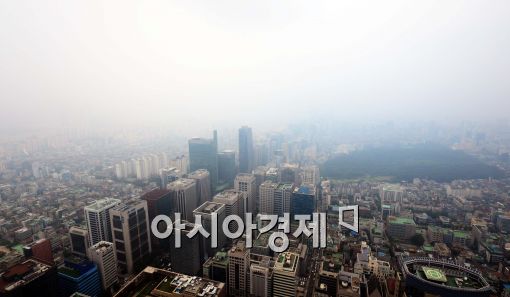 [포토]폭염 속 서울 도심, 안개까지.....