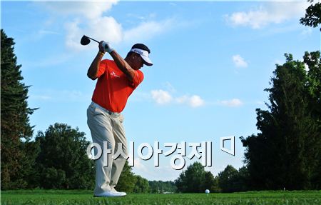 [PGA챔피언십] 최경주, 5언더파 "94계단이나 ↑"