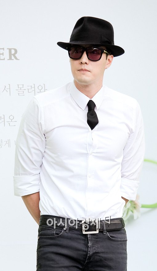 소지섭, 10세 연하 애프터스쿨 주연과 열애설..'깜짝'