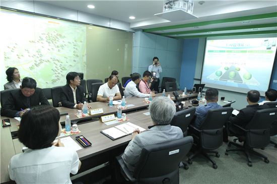 구로구, 말레이시아 베트남 등과 활발한 외교  