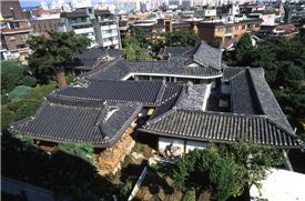 서울시가 한옥에도 맞벽개발을 허용, 앞으로 한옥밀집지 주거재생사업이 탄력을 받게 됐다.