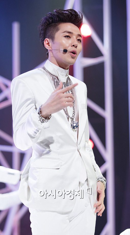 [포토]테이스티 '올림머리가 소룡~'