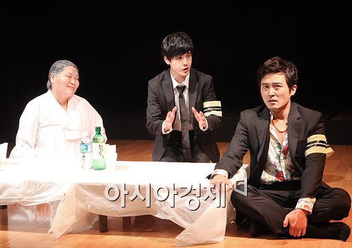 [포토]열연하는 '선녀씨 이야기' 주역들