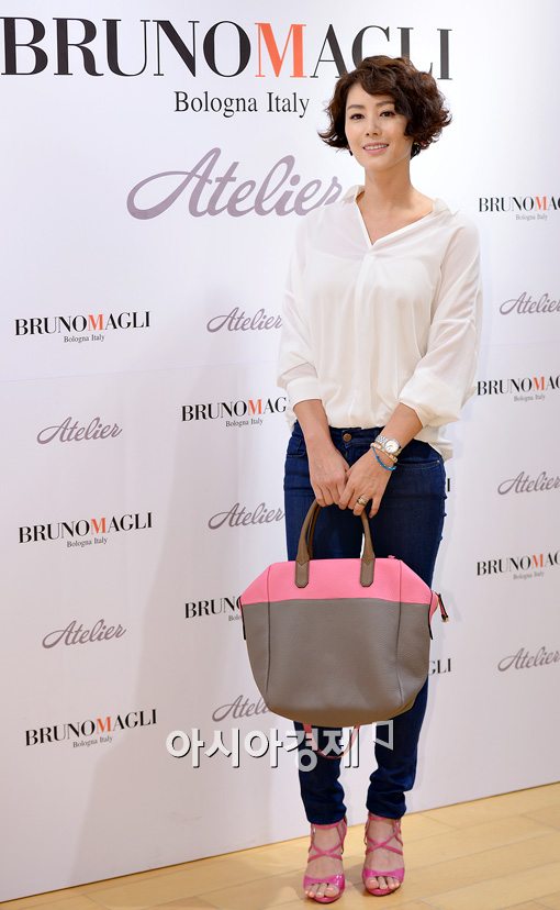 [포토]김성령, 이 정도는 입어야 패셔니스타!