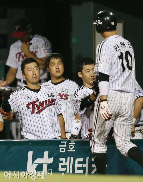 [포토] 권용관 '일단 1점 추격!'