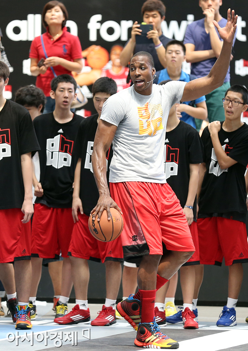 [포토] 드와이트 하워드의 농구 클리닉 