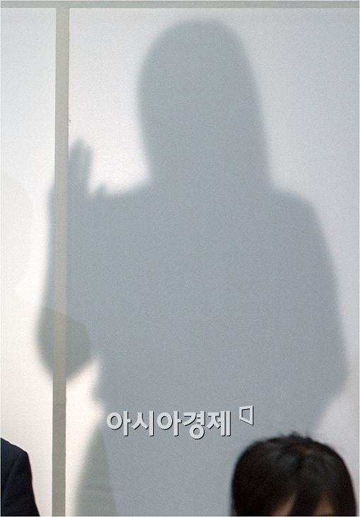 [포토]증인선서하는 국정원 댓글녀
