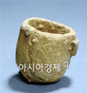 장흥 천관사에서 남북국시대 '유리 도가니' 출토