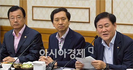 [포토]새누리 '손톱 밑 가시 뽑기'특위 출범