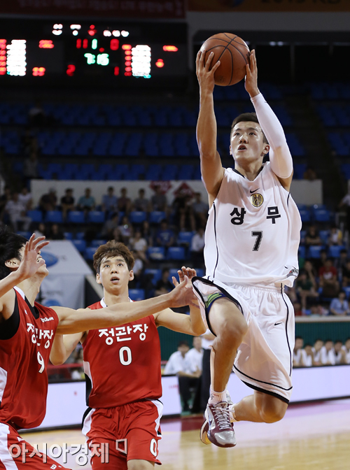 [포토] 박찬희 '친정팀이라도 봐줄 수 없지'