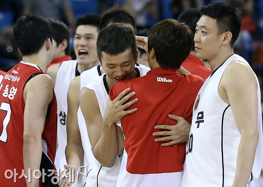 [포토] 박찬희 '친정팀에 패배 안겨 미안하네'