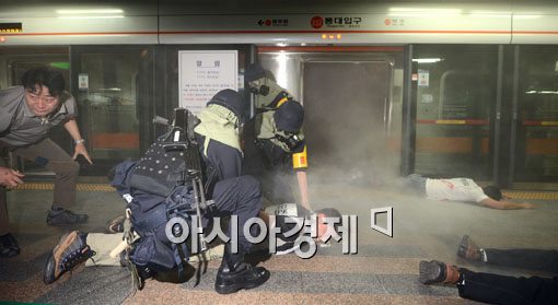 [포토]테러범 제압 