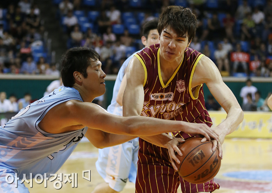 [포토] 함지훈 '그냥 못 보내'